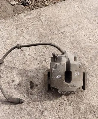 BMW 5 E60 E61 Front brake caliper 6024