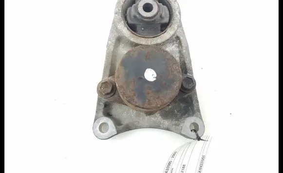 Toyota RAV 4 (XA30) Rear differential mounting bracket 5238042120