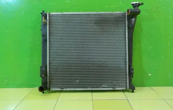 Hyundai i40 Coolant radiator 2002303 XP259