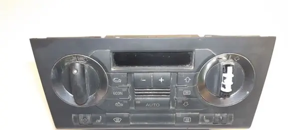 Audi A3 S3 A3 Sportback 8P Climate control unit 8P0820043J