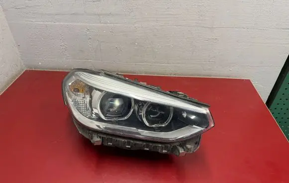 BMW X3 G01 Headlight/headlamp 7494050