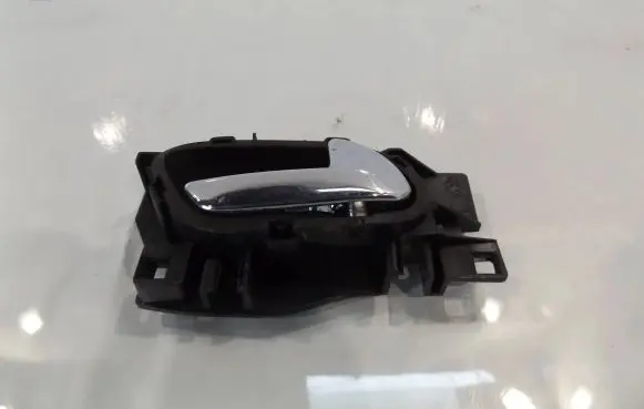 Citroen C3 Front door interior handle