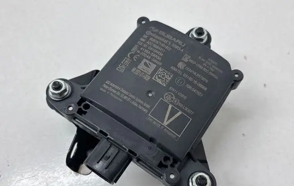 Subaru Forester SL Blind spot module 031401606068 A2C78084411 00B2471101BE2