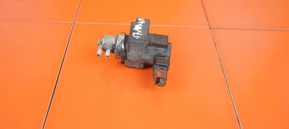 Nissan Navara D40 Fuel pressure sensor 14956EB300 YD25