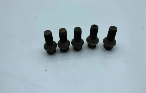 Mercedes-Benz C W204 Nuts/bolts 