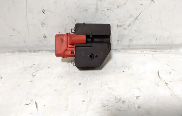 Mercedes-Benz ML W164 Fuse module A1645400350