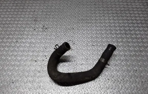 Nissan Navara D22 Engine coolant pipe/hose