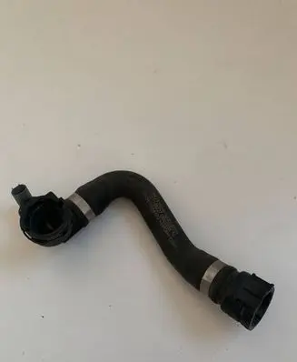 Mercedes-Benz GLC X253 C253 Engine coolant pipe/hose A2535018182