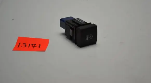Fog light switch
