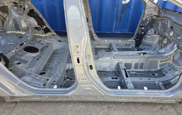 Toyota Corolla E210 E21 Sill 00000099