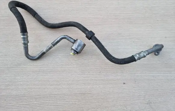 Volvo V60 Air conditioning (A/C) pipe/hose 31315122