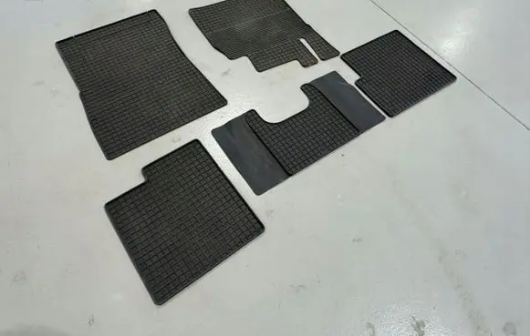 Mercedes-Benz G W463 2nd Gen Car floor mat set 
