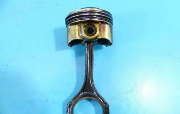 Mercedes-Benz C W204 Piston 272947 IMPRK1340426