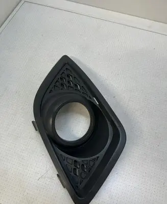 Ford Fiesta Front bumper lower grill 6s61-19952-bcw