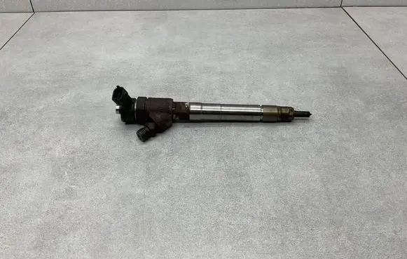 Jeep Grand Cherokee Fuel injector 35062015F 0445110523