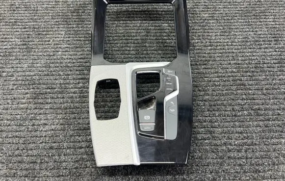BMW X3 G01 Other center console (tunnel) element 6843948 9109311 18065L1