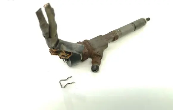 Toyota Auris 150 Fuel injector 2367033040 04451102270 0C3EC660B0