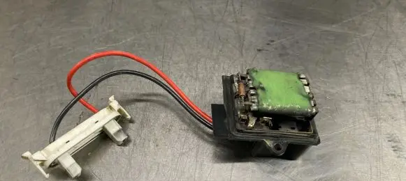 Renault Kangoo I Heater blower motor/fan resistor
