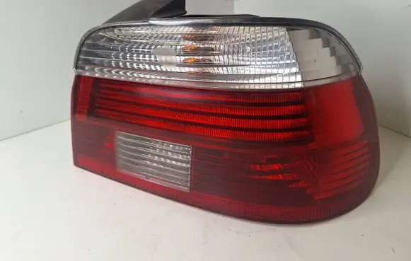 BMW 5 E39 Rear/tail lights 6902528