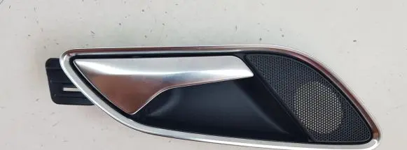 Audi Q3 8U Rear door interior handle 8U0839020C 8U0839020B