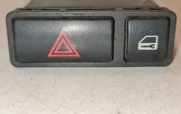 BMW 3 E46 Hazard light switch 61318368920