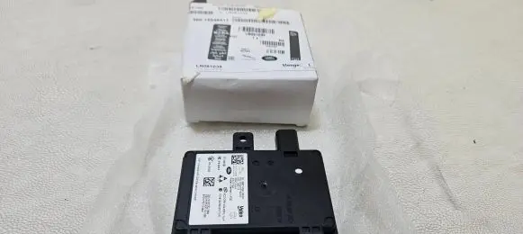 Land Rover Evoque II Distronic sensor radar FK72-14F152-AC