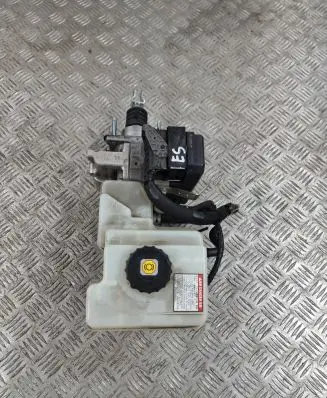 Lexus ES VII XZ10 Brake booster 4721033650