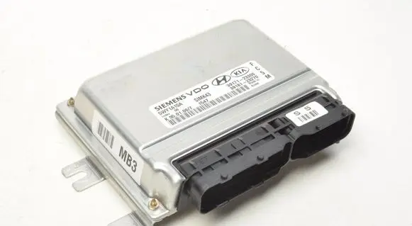 Hyundai Tucson JM Engine control unit/module ECU 39171-23300