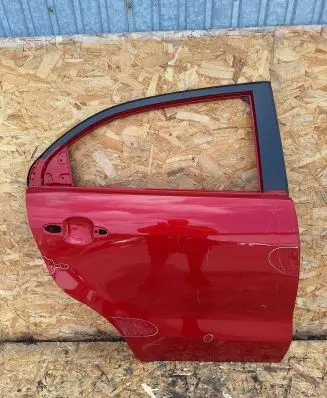 KIA Rio Rear door
