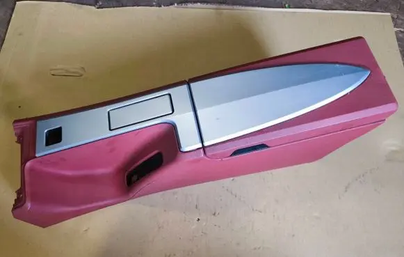 Chrysler Crossfire Glove box central console 1706800050 1706800550