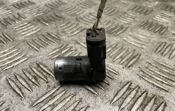 BMW 5 E60 E61 Parking PDC sensor 6989070