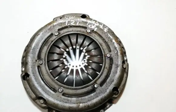 Skoda Fabia Mk1 (6Y) Pressure plate 03d141025b 10462