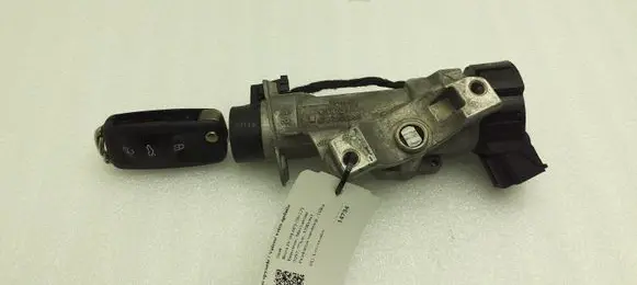 Seat Ibiza IV (6J,6P) Ignition lock 6R0905851D 7N5837202