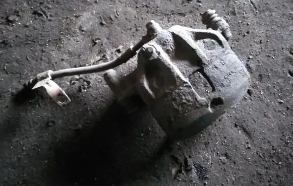 Hyundai Getz Front brake caliper