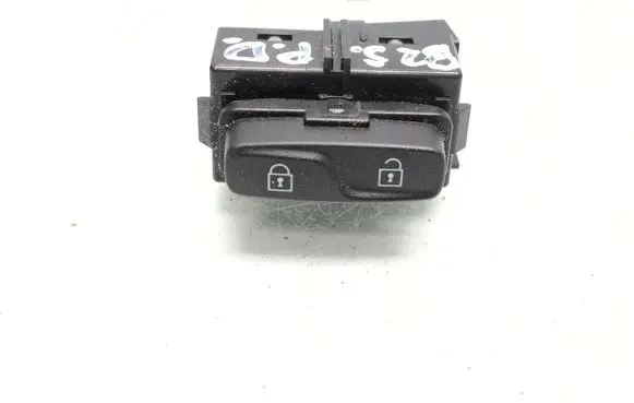 Volvo XC60 Central locking switch button 31343100