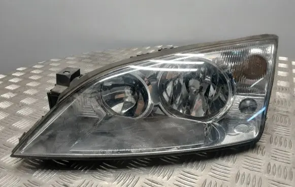 Ford Mondeo Mk III Headlight/headlamp 10597