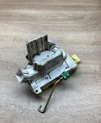 Ford Focus Rear door lock 1M5AA26413BA 2M51A264A27GA Leftside