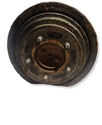Suzuki Jimny Rear wheel hub spindle/knuckle 