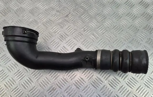 BMW 5 E60 E61 Intercooler hose/pipe 7588268 1026712S02
