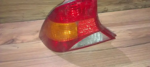 Ford Focus Rear/tail lights 084311935lr 08-431-1935l-r