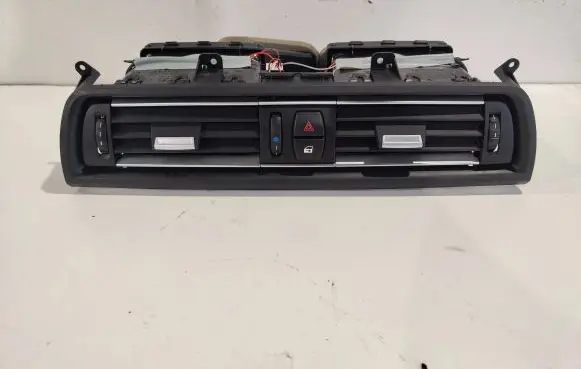 BMW X6 F16 Dash center air vent grill F49197489 049187409