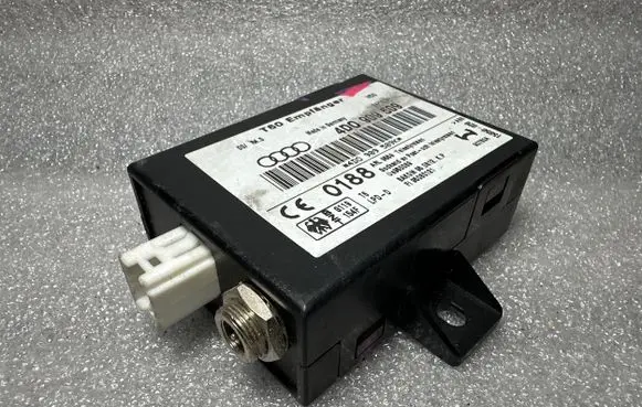 Audi A6 S6 C5 4B Auxiliary heating control unit/module 4D0909509