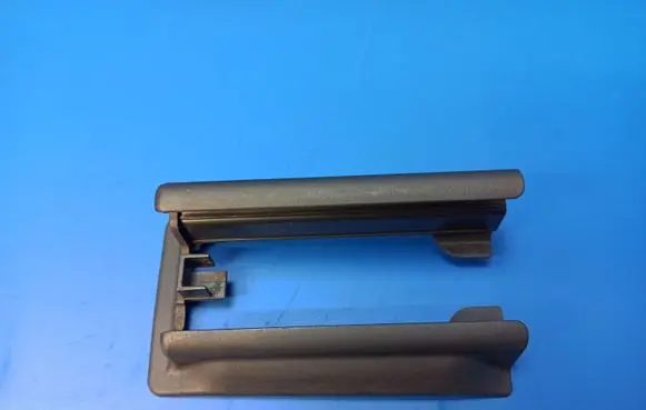 Mercedes-Benz E W211 Front driver seat rail trim 2119193120