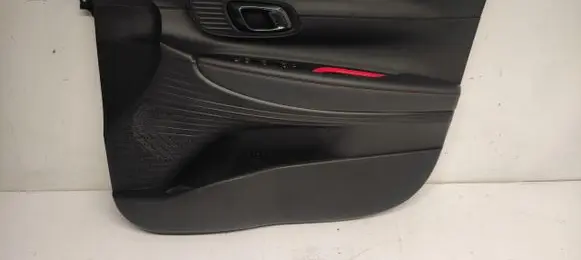 Hyundai i20 (BC3 BI3) Front door card panel trim