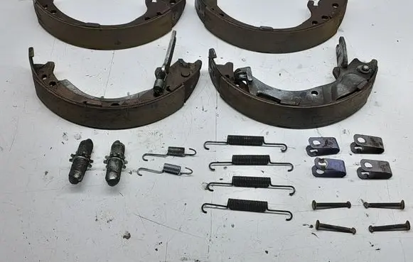 Honda CR-V Handbrake/parking brake pads 