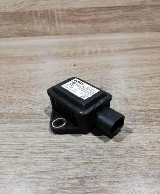 Volkswagen PASSAT B5.5 ESP acceleration yaw rate sensor 8e0907637a 0265005245 0028935
