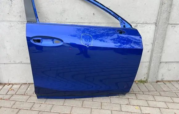 Lexus UX Front door
