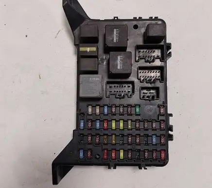 Ford Mondeo Mk III Fuse box set 4S7T14A073AB 5C2221215
