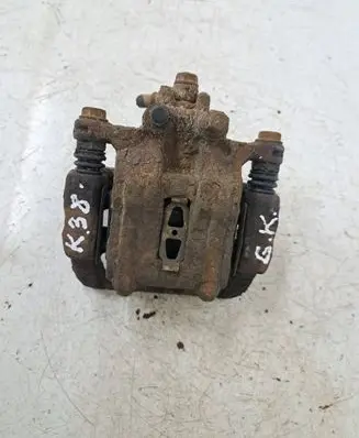 Honda CR-V Rear brake caliper