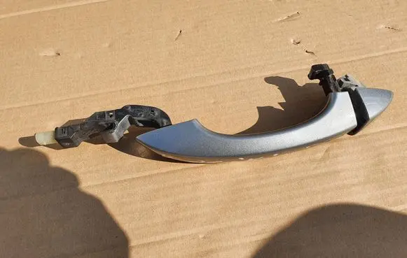 Audi A8 S8 D4 4H Front door exterior handle 4H0837205